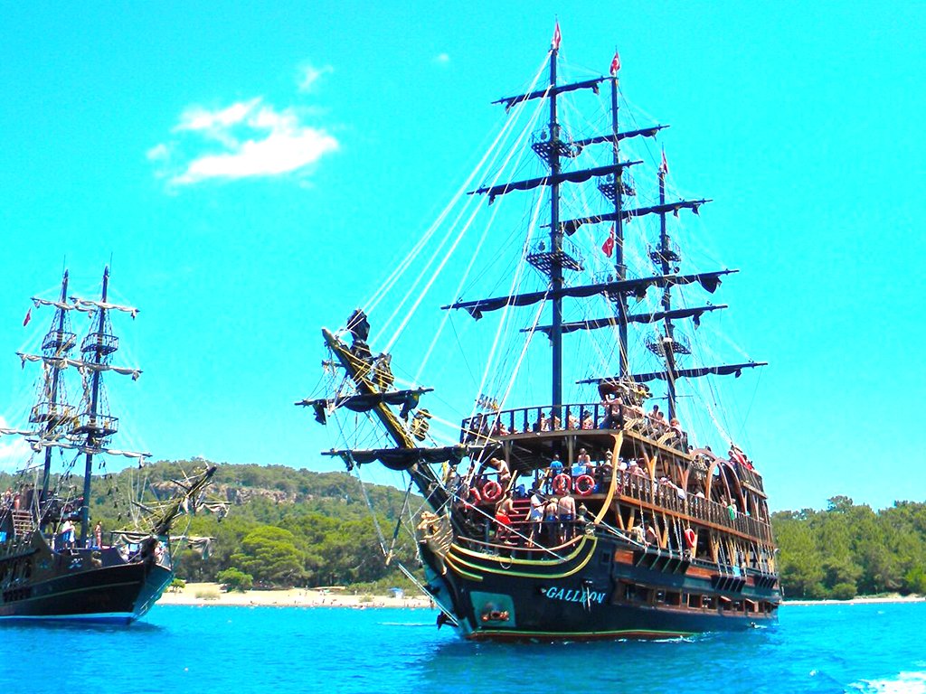 Kemer Korsan Tekne Turu
