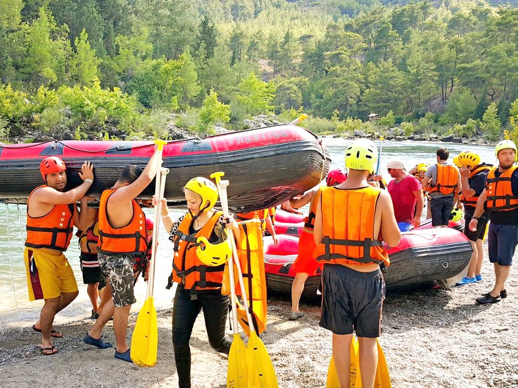 Kemer Rafting Turu