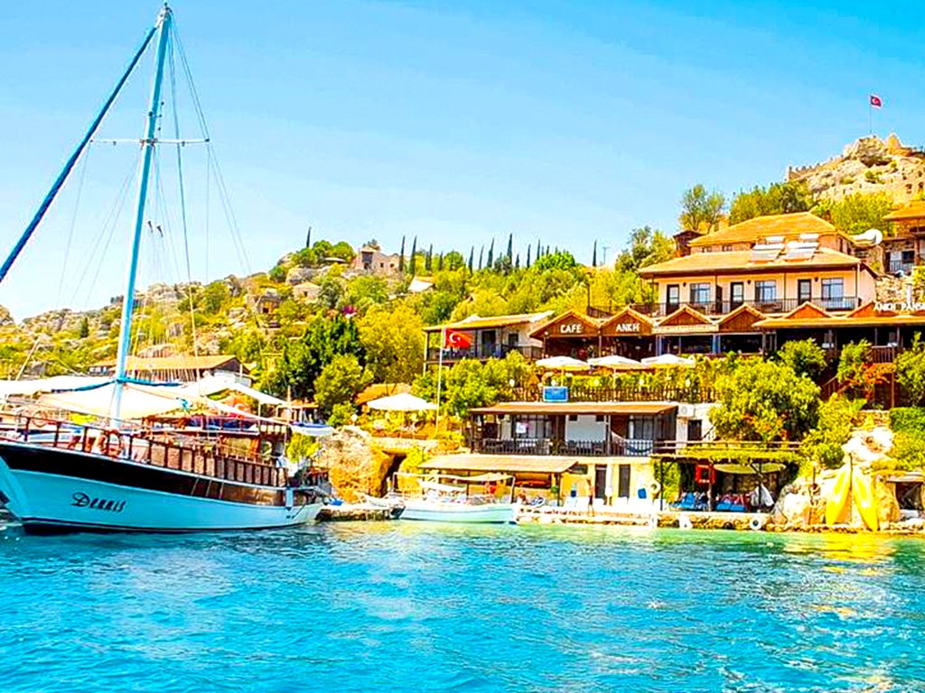 KAŞ KEKOVA TEKNE TURU