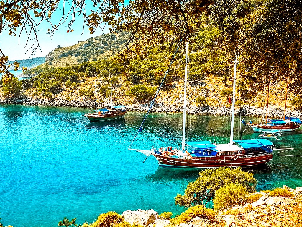 KAŞ KEKOVA TEKNE TURU