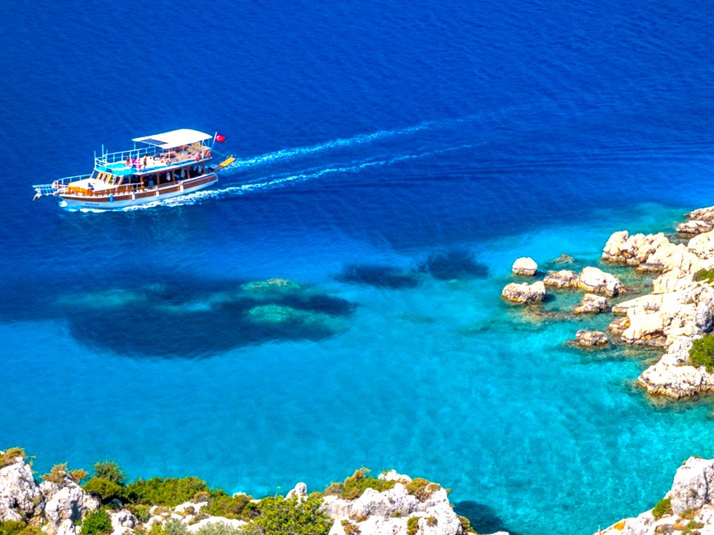 KAŞ KEKOVA TEKNE TURU