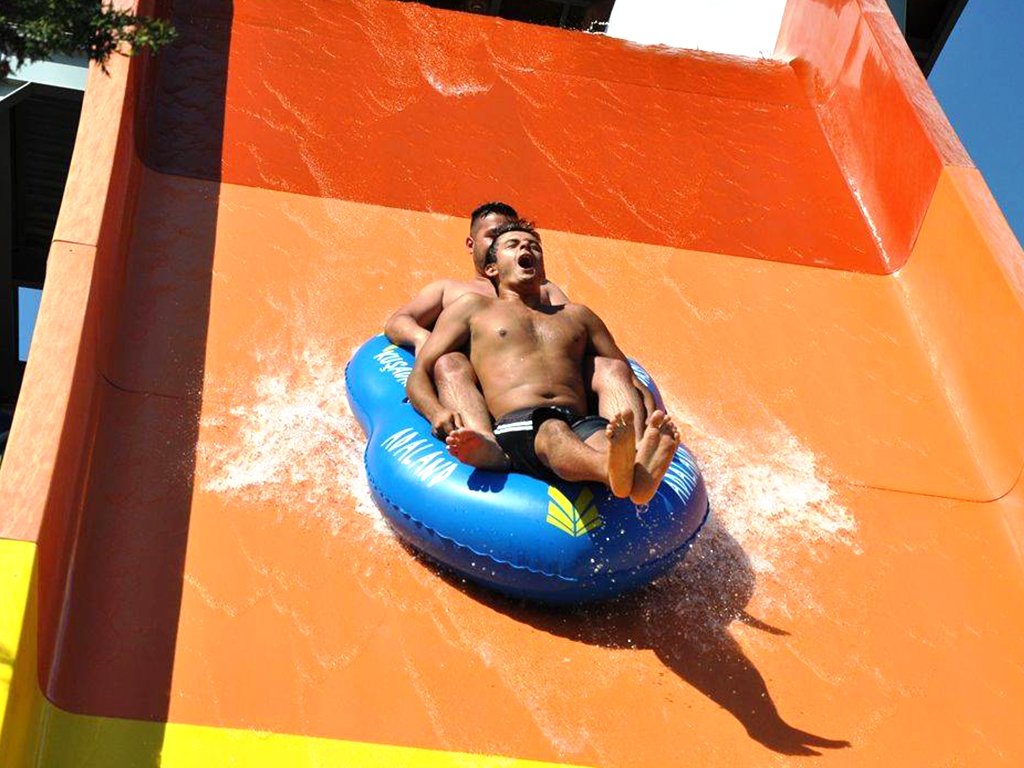 Kuşadası Adaland Aquapark