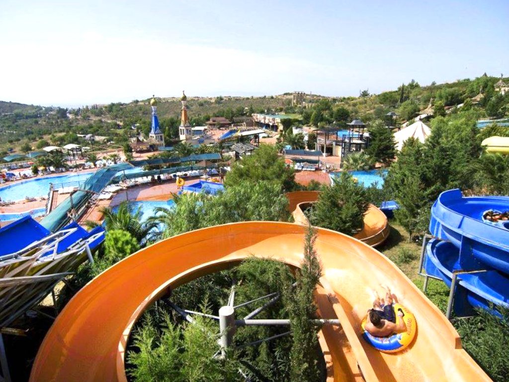 Kuşadası Adaland Aquapark