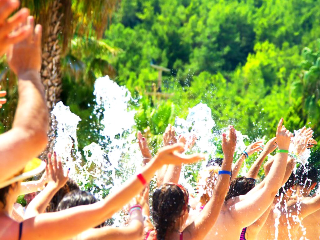 Kuşadası Aqua Fantasy Aquapark