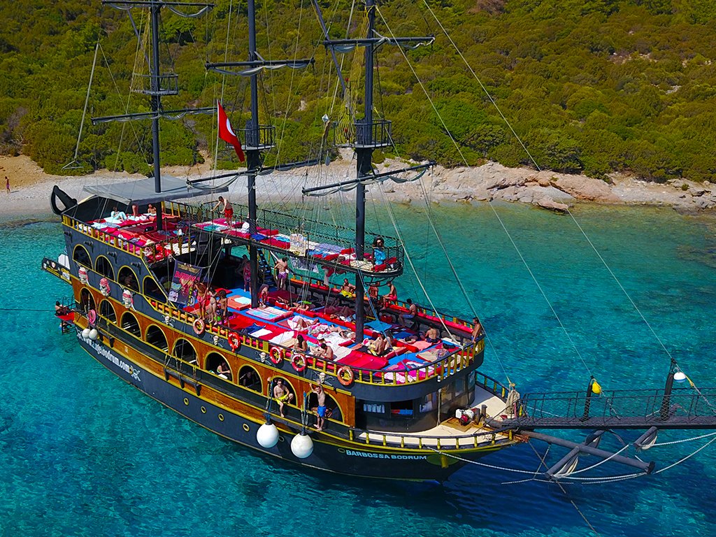 Bodrum Korsan Tekne Turu