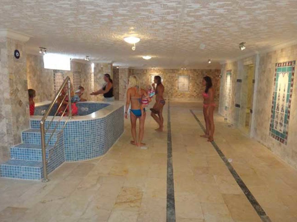 Temple Miletos Otel( Alkolsüz Her şey Dahil)