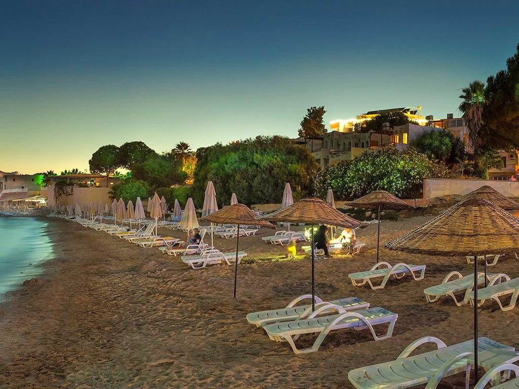 Temple Beach Otel (Alkolsüz Her şey Dahil)