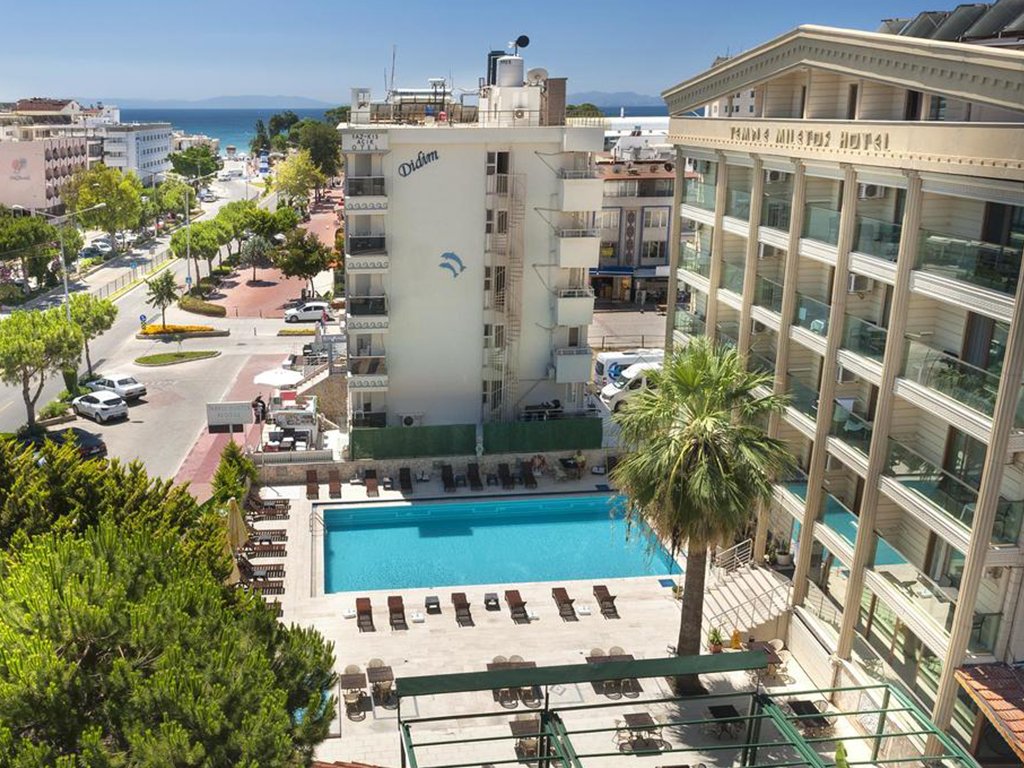Temple Otel