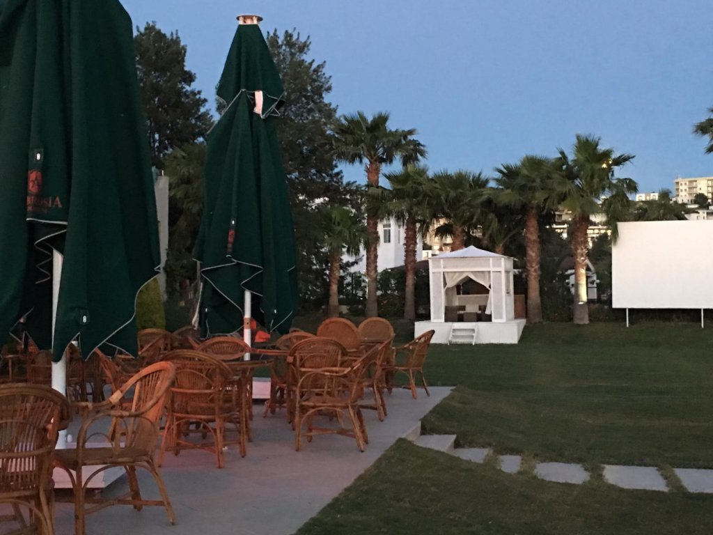 HOTEL AMBROSIA