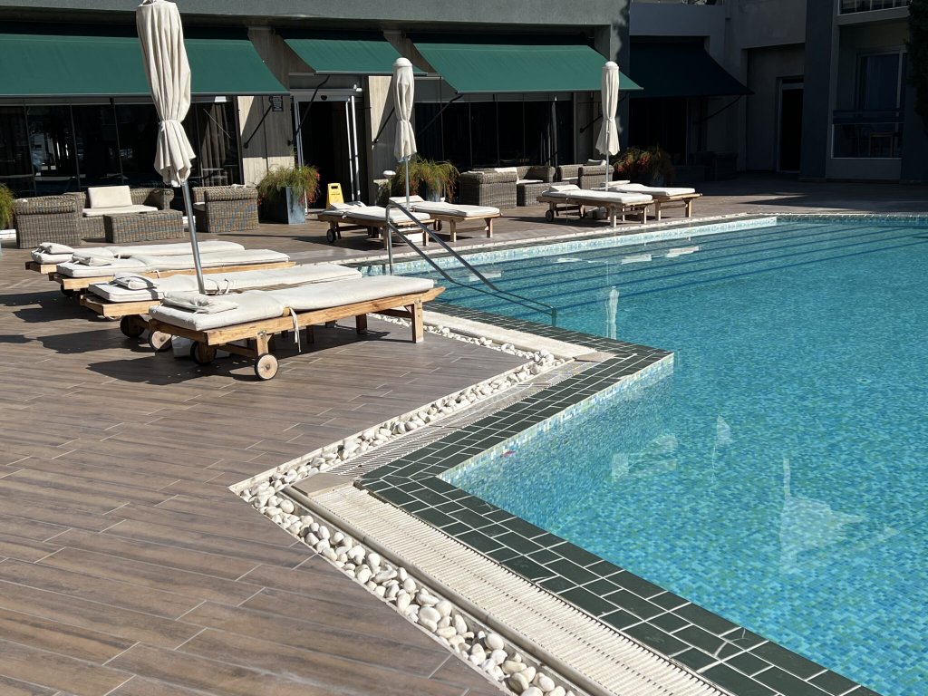 HOTEL AMBROSIA