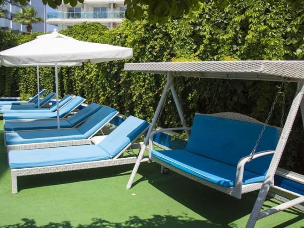Moda Beach