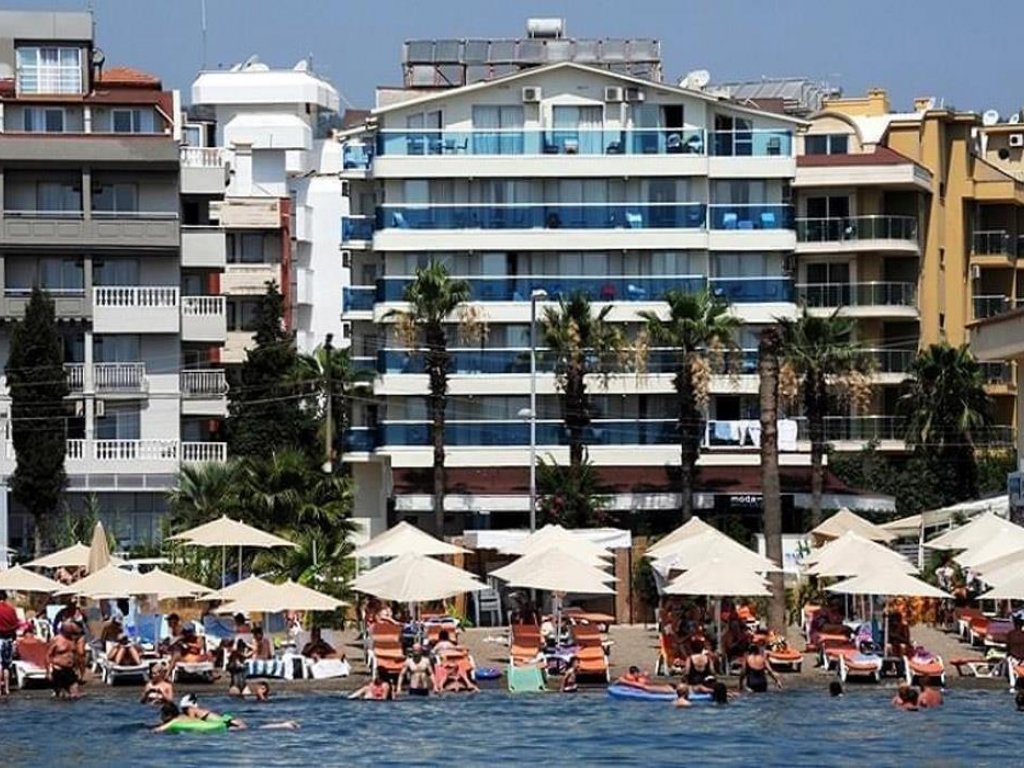Moda Beach