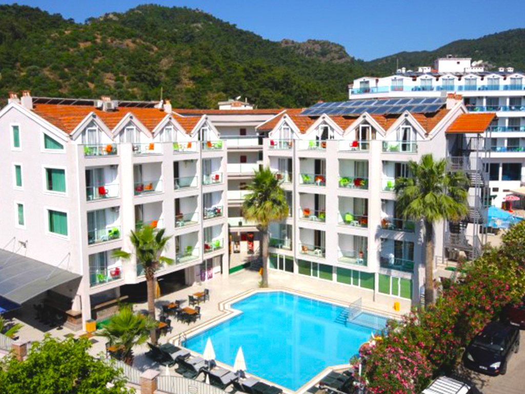 Palmea Otel (Herşey Dahil)