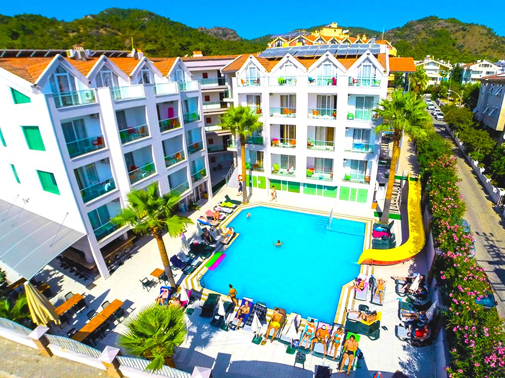 Palmea Otel (Herşey Dahil)