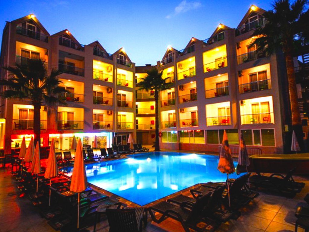 Palmea Otel (Herşey Dahil)