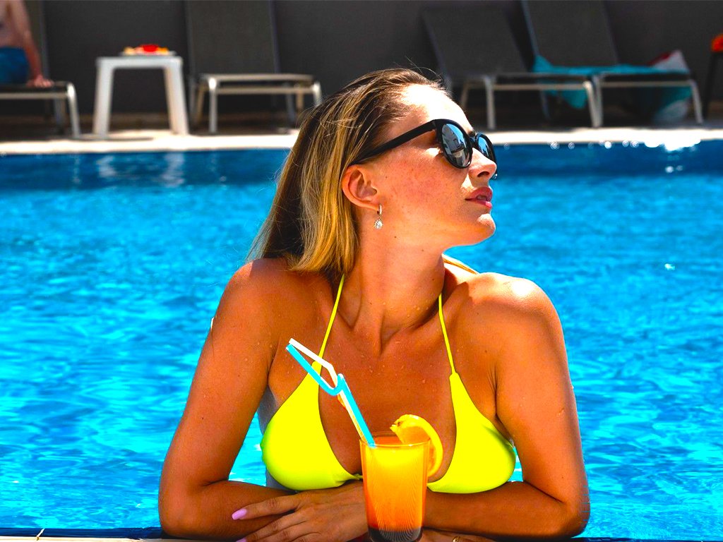 Mert SeaSide Otel (Herşey Dahil)