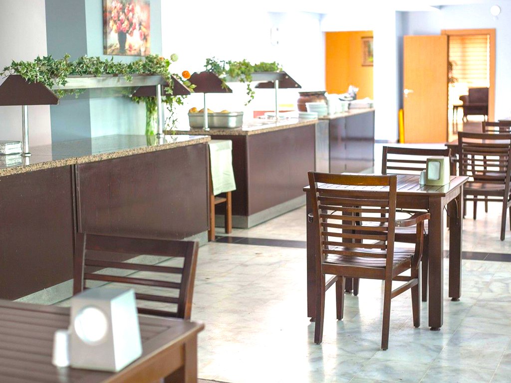 Mert SeaSide Otel (Herşey Dahil)