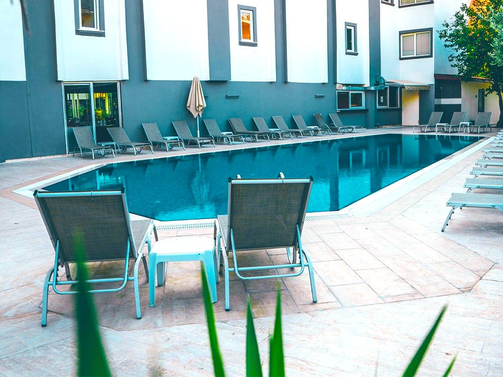 Mert SeaSide Otel (Herşey Dahil)