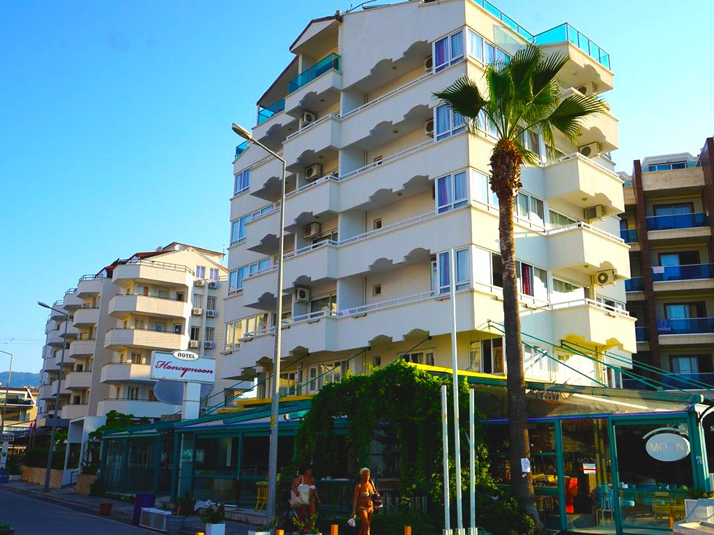 Honeymoon Beach Otel (Oda & Kahvaltı)